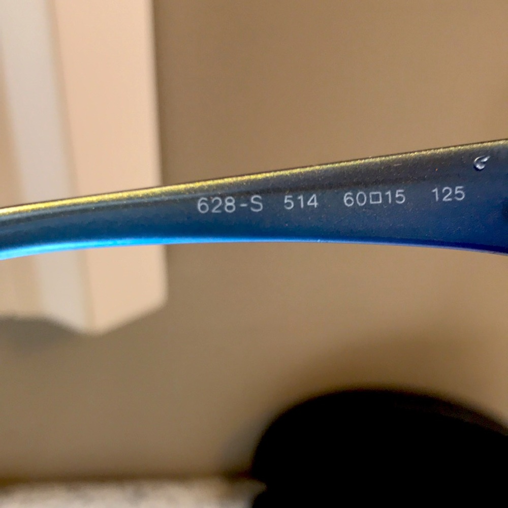 Vintage Armani Sunglasses with Case - Picture 4 of 9